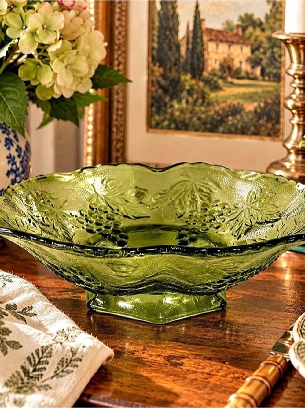 Vintage Green Harvest Grape Footed Serving Bowl Scalloped Pressed Glass